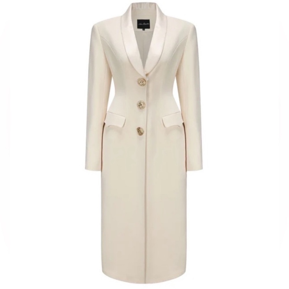 Luxury old money brand NEW Cream Long Jacket